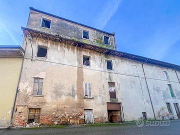 RUSTICO A CASTREZZATO