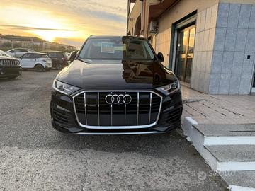 Audi Q7 45 TDI quattro tiptronic Business