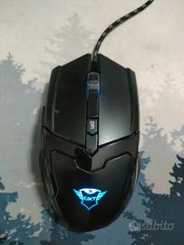 mouse gaming con led multicolore 