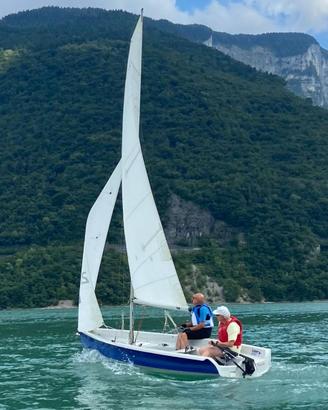Laser 2000 tre vele + carrelli alaggio e stradale