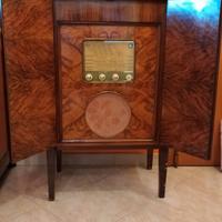 Mobile radio vintage anni '40