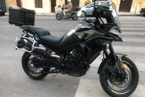 CFMOTO MT800 explore