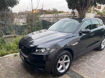 Jaguar F Pace F25D  241 C.V.