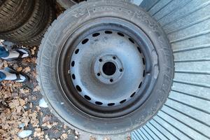 gomme invernali con cerchi 205 55 R16