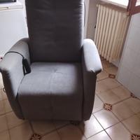 Poltrona reclinabile