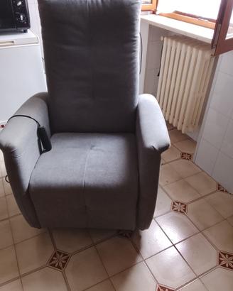 Poltrona reclinabile