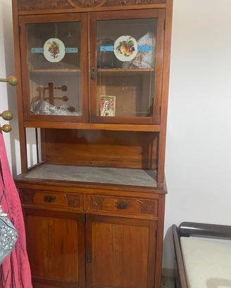 credenza antica 