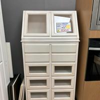 Credenza classica bianca