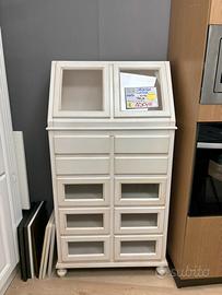 Credenza classica bianca