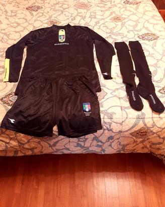 Muta completa arbitro ufficiale AIA