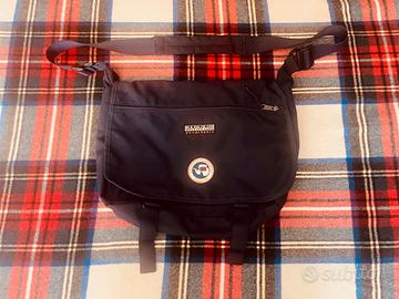 Borsa a tracolla Napapijri di colore blu