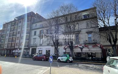 QUATTRO LOCALI AUTONOMO CON CANTINA