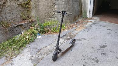 Monopattino Elettrico Xiaomi-ottime condizion