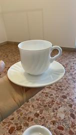 4 tazzine e 4 piattini caffè in ceramica