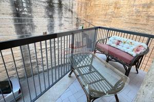 Appartamento di 140 m² con più di 5 locali a Caste
