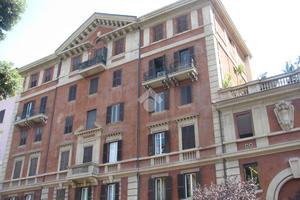 2 LOCALI A ROMA