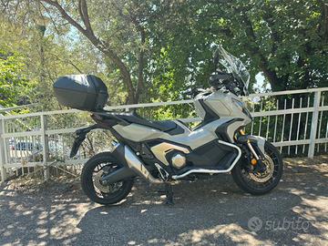 Honda X-adv 750 Full optional