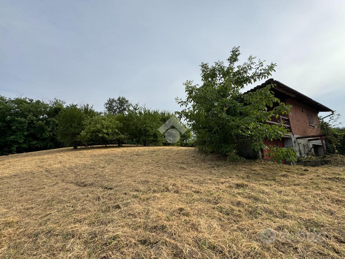 TER. RESIDENZIALE A STRADELLA - Vista 4