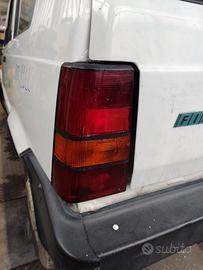 Fanale posteriore sinistro FIAT PANDA del 2000