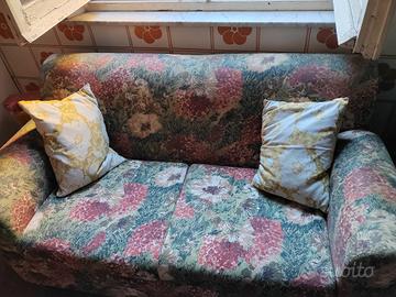 divano 2 posti