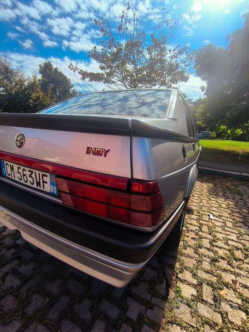 Alfa Romeo 75 1991 photo 3