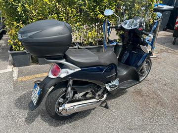 Aprilia Scarabeo 500 light
