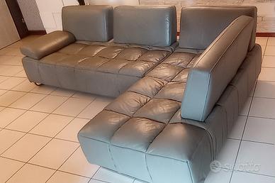 divano 5 posti in pelle