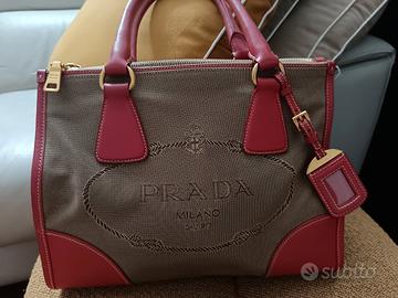 borsa Prada bordeaux