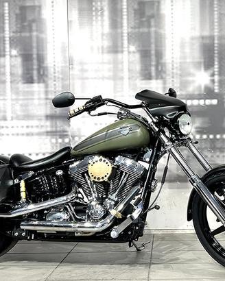 Harley Davidson FXCWC Softail Rocker C