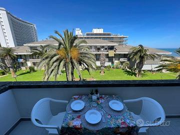 Bilocale in residence sul mare