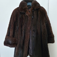 Yves Saint Laurent pelliccia