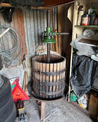 Torchio in legno e ferro vintage – Funzionante