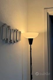 Lampada da terra nera