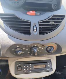 Renault Twingo II serie 2010