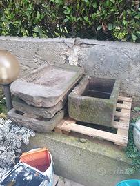 LAVANDINI IN PIETRA SCAVATI A MANO