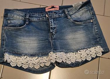 pantaloncini jeans tipo gonnina