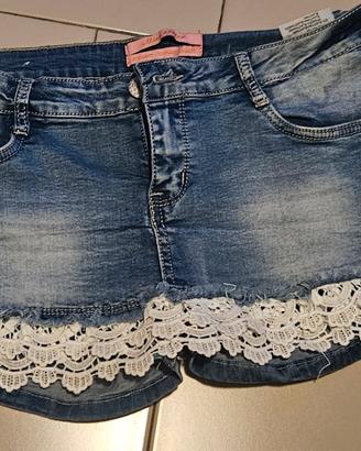 pantaloncini jeans tipo gonnina