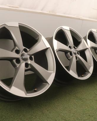 Cerchi in lega Audi A3 A3L RS3 S3 Q2 19 ORIGINALI