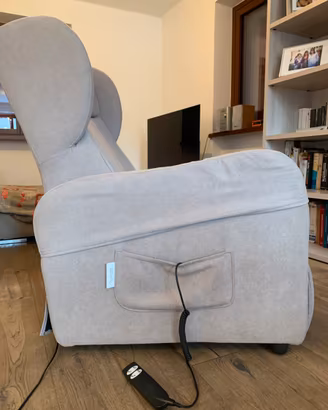 Poltrona autoelevabile per anziani