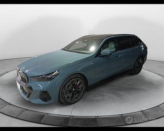 BMW 540d Touring 48V xdrive MSport auto