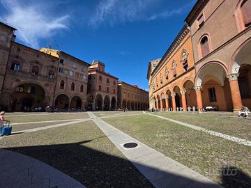 Attico / Mansarda di 140 m² con 3 locali a Bologna