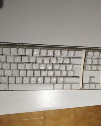 Apple Wireless Keyboard Tastiera 