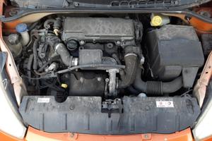 CITROEN C3 PLURIEL 2005 - MOTORE