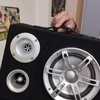 Amplificatore audio per macchina