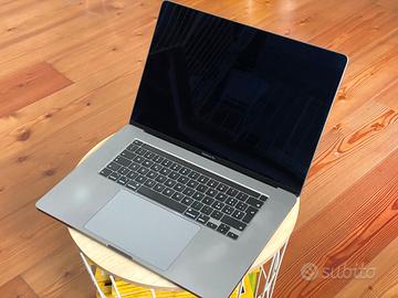 MacBook Pro 16" i9 8-core - 16GB RAM - 1TB SSD