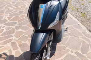 piaggio beverly 300 