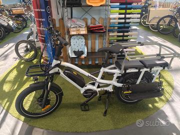 Cargo bike con coda lunga Yuba Fastrack