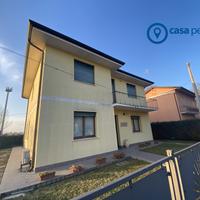 Villa singola con giardino