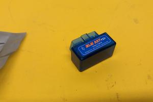 Mini Interfaccia ELM327 OBD2 Bluetooth (v. 2.1) EL
