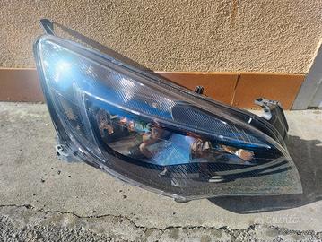 Faro anteriore destro Opel Astra J  2013